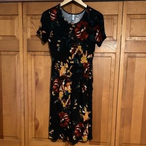 Light weight dress- black with flowers